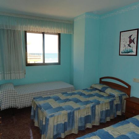 Apartamentos Raymar 오로페사델마르 외부 사진