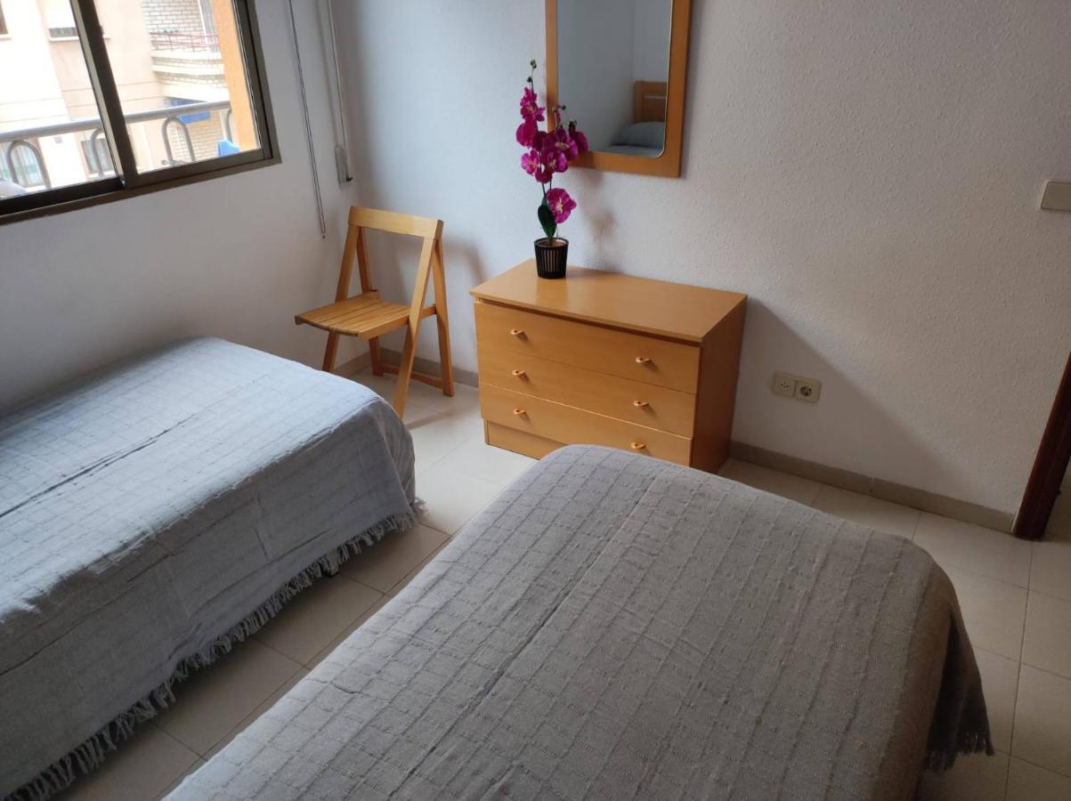 Apartamentos Raymar 오로페사델마르 외부 사진